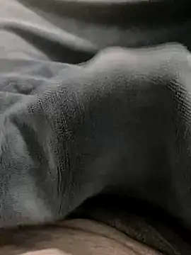 Snapshot of Mendes77777777777 chatting on December 15, 2025, 5:34 am Mendes77777777777 online show from December 15, 2025, 5:34 am