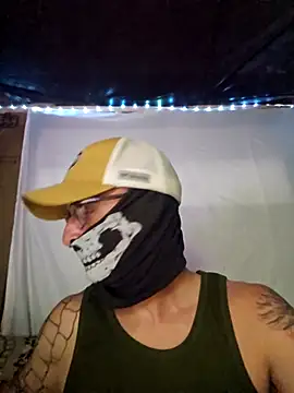 Snapshot of Cadillacninja chatting on October 29, 2025, 8:49 am Cadillacninja online show from October 29, 2025, 8:49 am