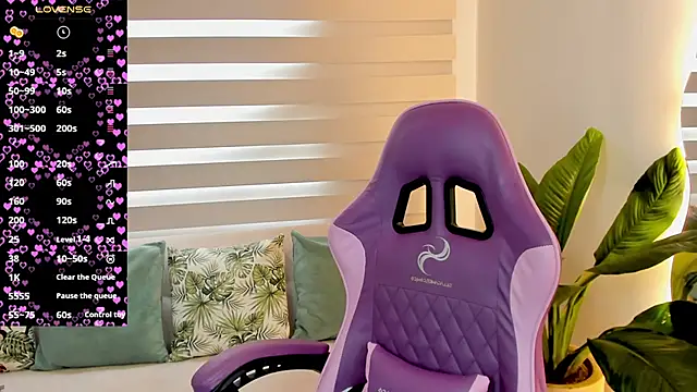 Snapshot of veronika_naughty chatting on February 23, 2026, 2:58 pm veronika naughty online show from February 23, 2026, 2:58 pm