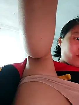 Lien-Yeu online show from January 6, 2025, 5:19 am