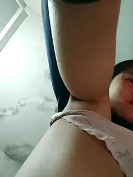 Lien-Yeu online show from January 7, 2025, 5:54 am