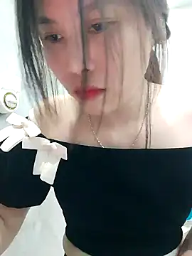 Lien-Yeu online show from February 18, 2025, 2:49 am