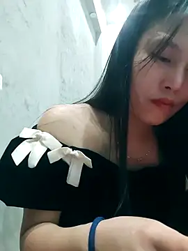 Lien-Yeu online show from February 18, 2025, 5:53 am