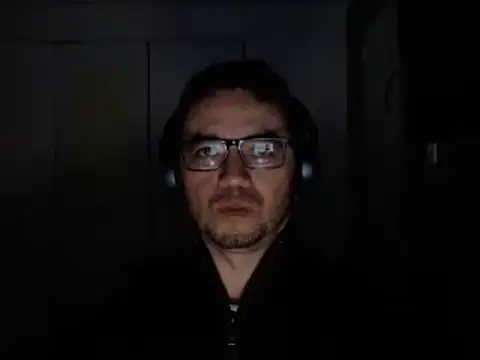 Snapshot of Diptongo chatting on December 26, 2024, 1:40 am Diptongo online show from December 26, 2024, 1:40 am