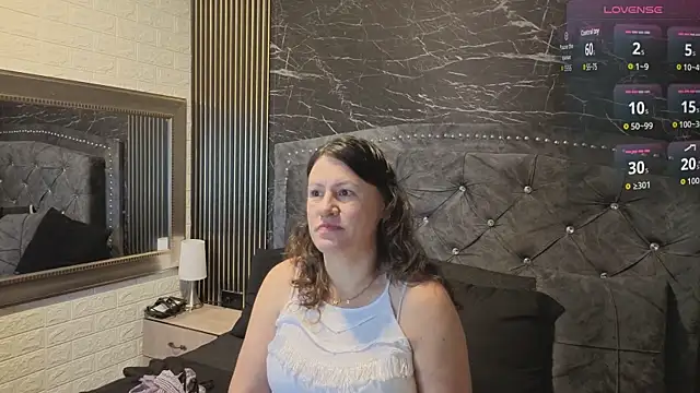 charlotte  G online show from March 28, 2026, 10:59 am