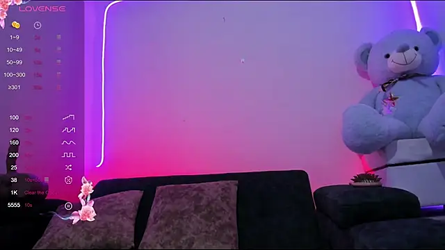 liz 25b online show from March 29, 2026, 3:50 am