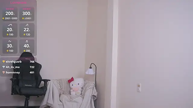 Snapshot of Miuzxc chatting on December 6, 2024, 5:11 pm Miuzxc online show from December 6, 2024, 5:11 pm