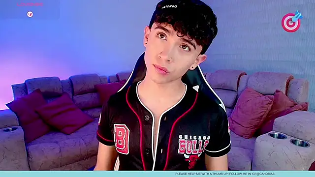 Niico Cruz online show from January 7, 2026, 10:23 pm