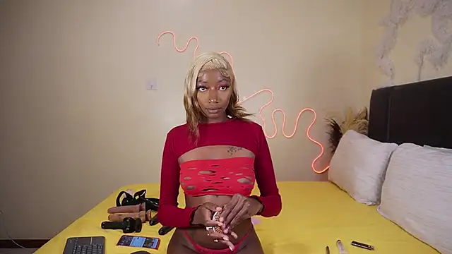 Snapshot of _Watuluv_ chatting on January 30, 2025, 4:13 pm Watuluv online show from January 30, 2025, 4:13 pm