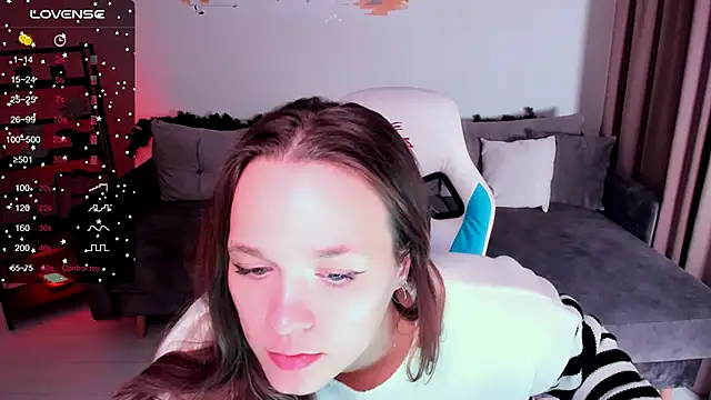 SherillBrill online show from December 7, 2024, 1:51 pm