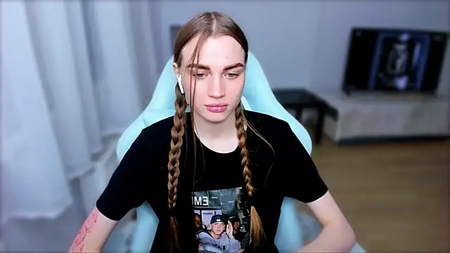 Snapshot of StellaLawless chatting on February 20, 2025, 11:54 pm StellaLawless online show from February 20, 2025, 11:54 pm