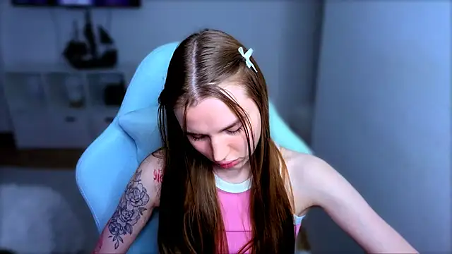 Snapshot of StellaLawless chatting on October 31, 2025, 12:55 am StellaLawless online show from October 31, 2025, 12:55 am