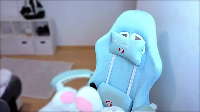 Snapshot of StellaLawless chatting on November 2, 2025, 7:27 pm StellaLawless online show from November 2, 2025, 7:27 pm