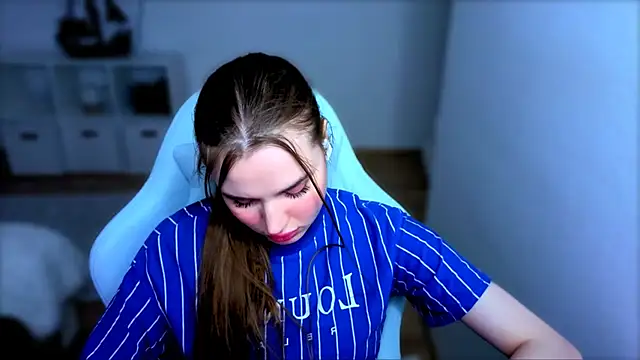 Snapshot of StellaLawless chatting on November 9, 2025, 2:26 pm StellaLawless online show from November 9, 2025, 2:26 pm