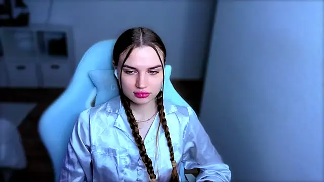 Snapshot of StellaLawless chatting on November 14, 2025, 8:51 pm StellaLawless online show from November 14, 2025, 8:51 pm