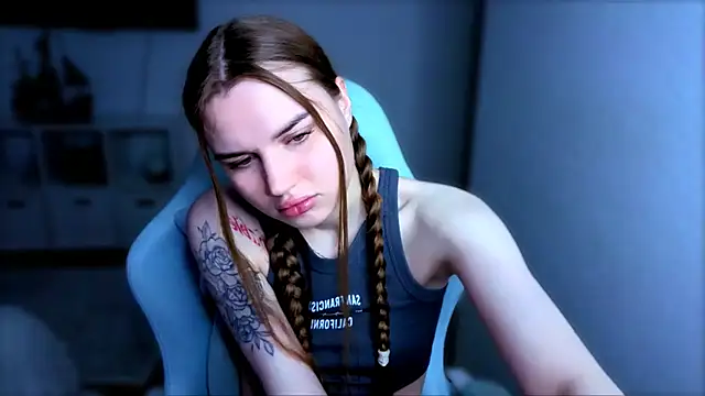 Snapshot of StellaLawless chatting on November 27, 2025, 8:33 pm StellaLawless online show from November 27, 2025, 8:33 pm