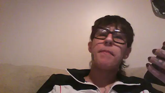 Snapshot of nickfxx chatting on June 9, 2026, 2:12 am nickfxx online show from June 9, 2026, 2:12 am