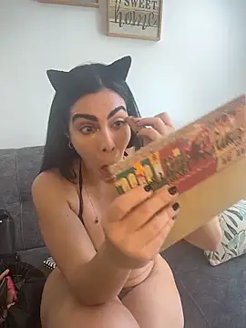 Snapshot of valecruz903 chatting on October 31, 2025, 3:57 pm valecruz903 online show from October 31, 2025, 3:57 pm