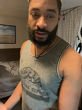 Snapshot of TheOnlyTwinTowers chatting on February 16, 2026, 6:42 am TheOnlyTwinTowers online show from February 16, 2026, 6:42 am