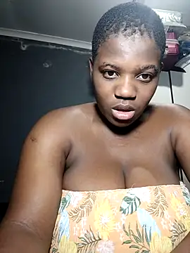 Bigchoccojugsxx online show from January 12, 2026, 9:42 pm