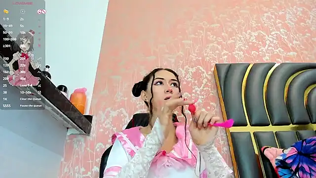 NEZUKO MITSURI online show from January 13, 2025, 3:47 pm