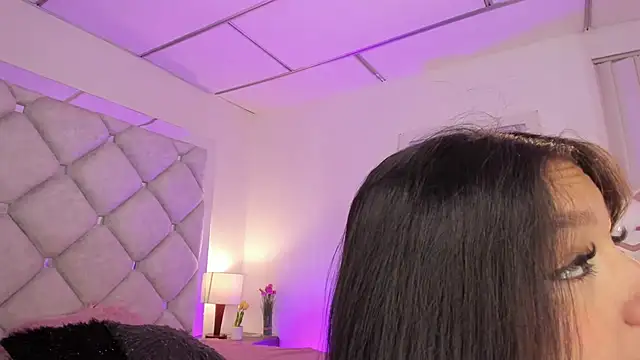 alessiaferry online show from November 24, 2025, 5:12 pm