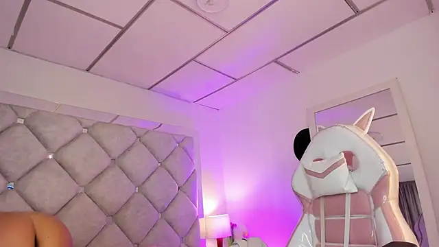 alessiaferry online show from January 12, 2026, 5:40 pm