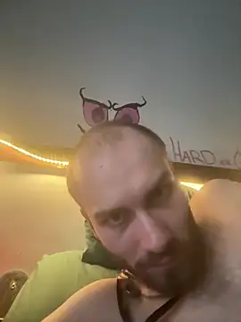 pervy devil online show from April 9, 2026, 7:03 am