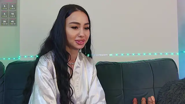 OnlyXandra online show from December 13, 2024, 9:02 am