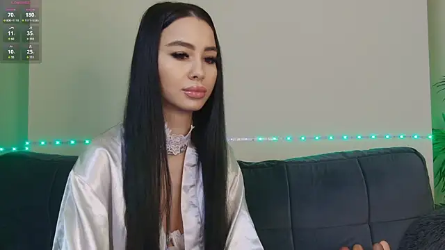 OnlyXandra online show from February 11, 2025, 8:37 am