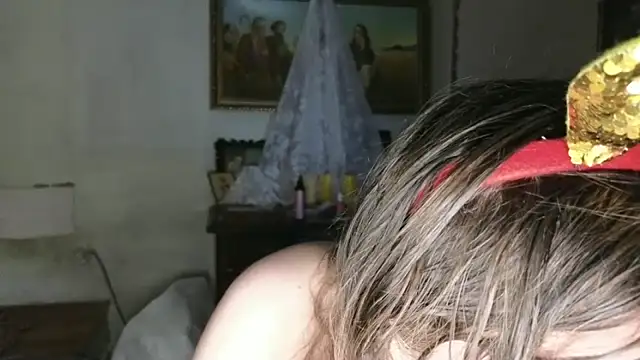 MAMA69LAMA online show from December 22, 2025, 6:38 pm