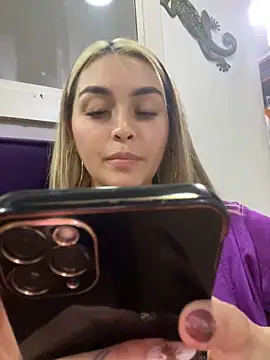 emma oxford online show from January 31, 2025, 3:09 am