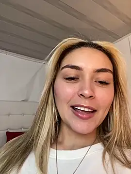 emma oxford online show from February 22, 2025, 8:42 pm