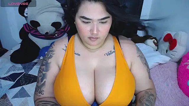 Fernanda Big Boobs online show from July 23, 2026, 9:35 pm