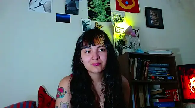 sweetiee mary online show from February 14, 2025, 4:41 pm