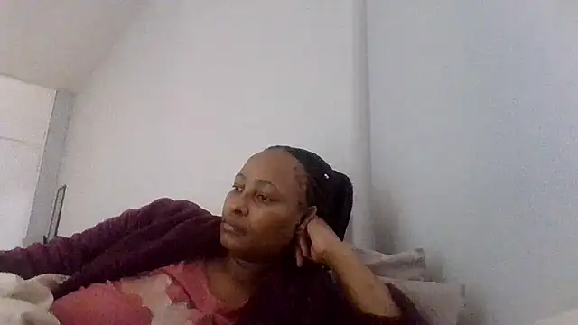 BabeAssXX online show from November 22, 2025, 5:06 am