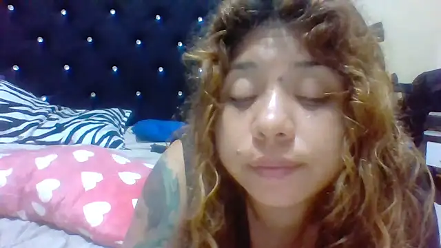 Jennxdolls online show from March 8, 2025, 4:23 am