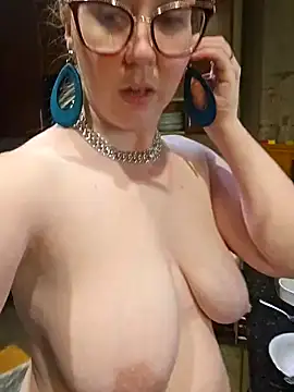 Snapshot of littlelustlamb chatting on March 10, 2025, 9:51 pm littlelustlamb online show from March 10, 2025, 9:51 pm