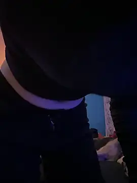 Snapshot of emilysue1 chatting on January 1, 2025, 6:37 am emilysue1 online show from January 1, 2025, 6:37 am