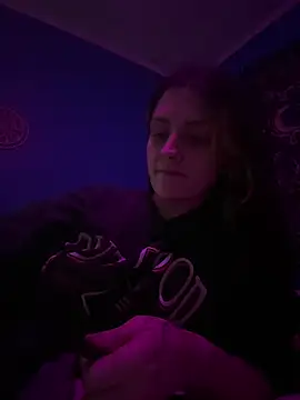 Snapshot of emilysue1 chatting on March 16, 2025, 7:48 am emilysue1 online show from March 16, 2025, 7:48 am