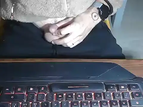 Adri gard online show from February 9, 2025, 8:45 pm