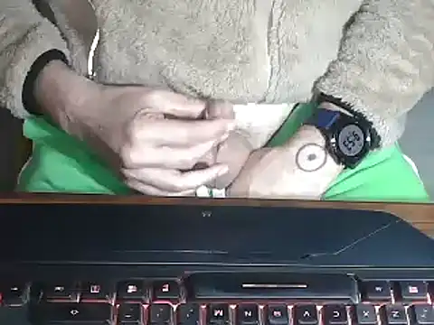 Adri gard online show from March 11, 2025, 8:53 pm