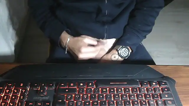 Adri gard online show from November 2, 2025, 9:17 pm