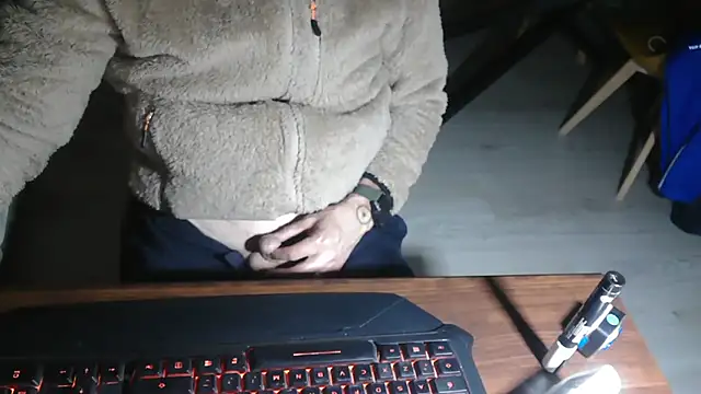 Adri gard online show from February 19, 2026, 9:33 pm