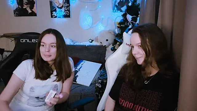 Snapshot of Bad_Girl009 chatting on December 15, 2024, 1:32 pm Bad Girl009 online show from December 15, 2024, 1:32 pm