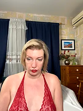 Snapshot of AnnaThurman chatting on December 3, 2025, 10:41 pm AnnaThurman online show from December 3, 2025, 10:41 pm