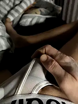 Snapshot of kleinerhannes3 chatting on December 14, 2024, 6:02 am kleinerhannes3 online show from December 14, 2024, 6:02 am