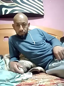 pineda1689 online show from February 10, 2025, 7:07 pm