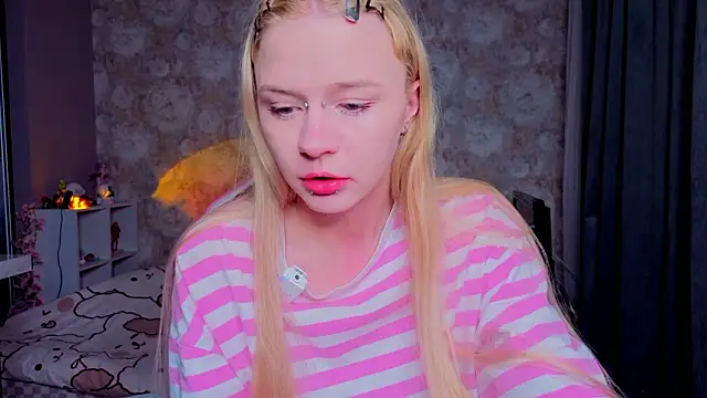 Milia Parker online show from March 23, 2026, 12:58 am