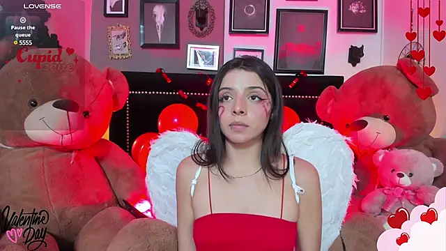 Charlotte  Benett online show from February 15, 2025, 4:47 am